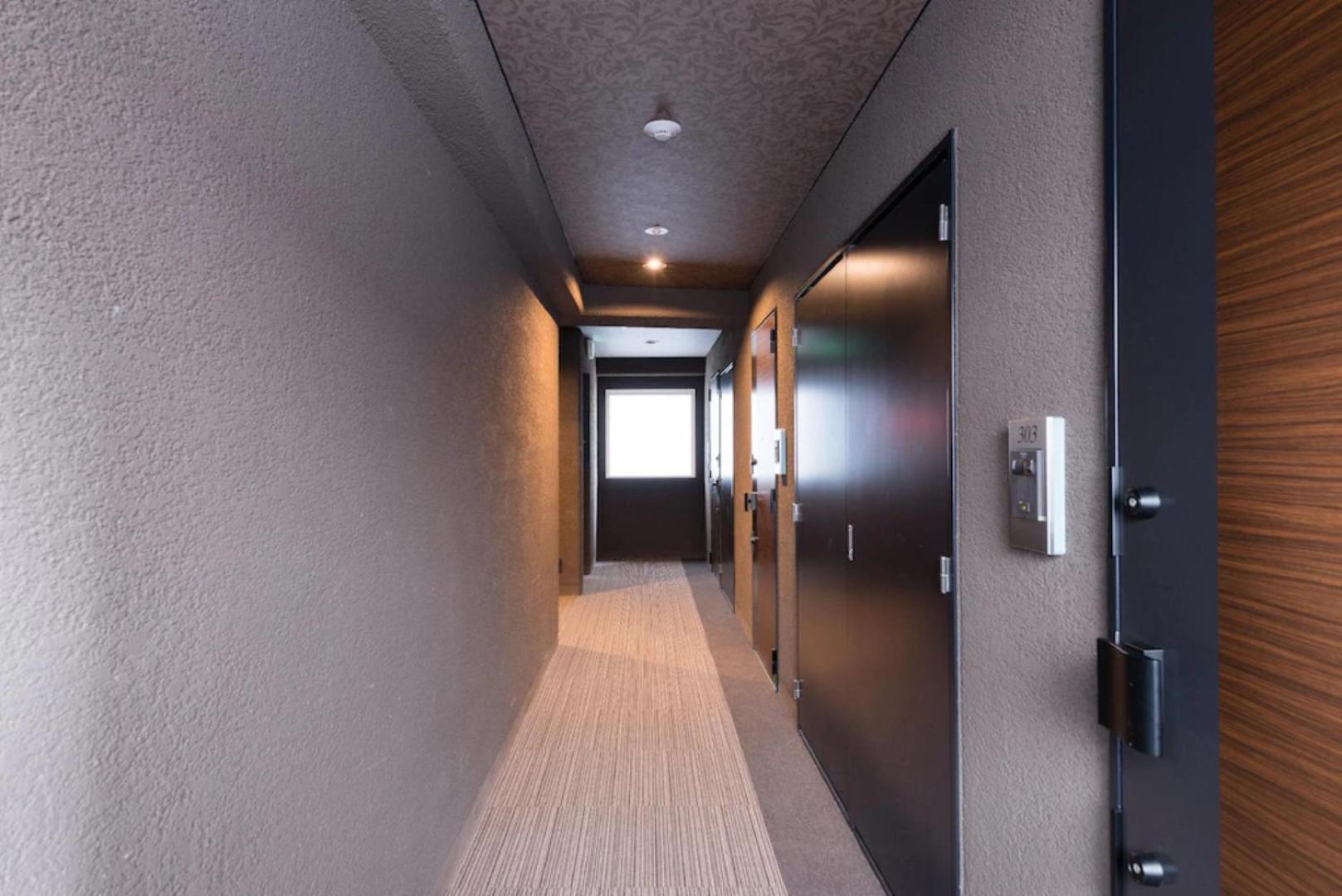 Grandi日本橋 Appartement Osaka Buitenkant foto